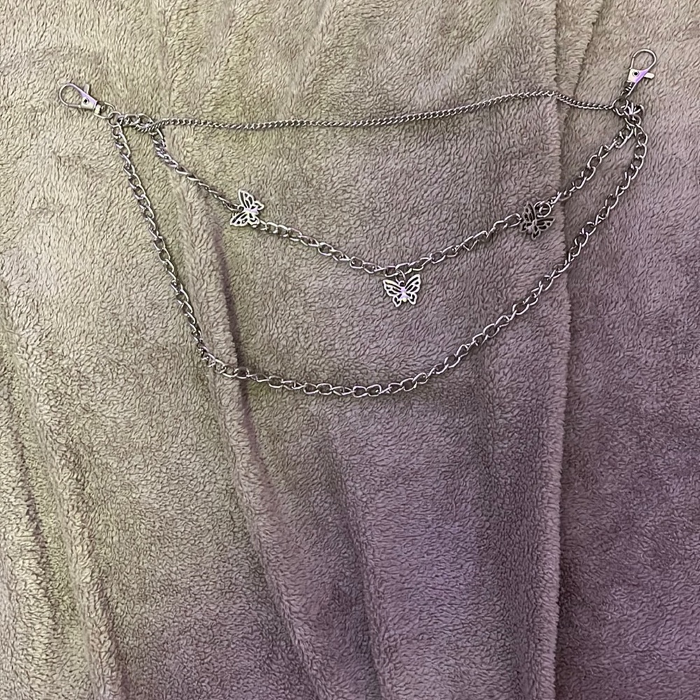 Silver butterfly waist chain🕸